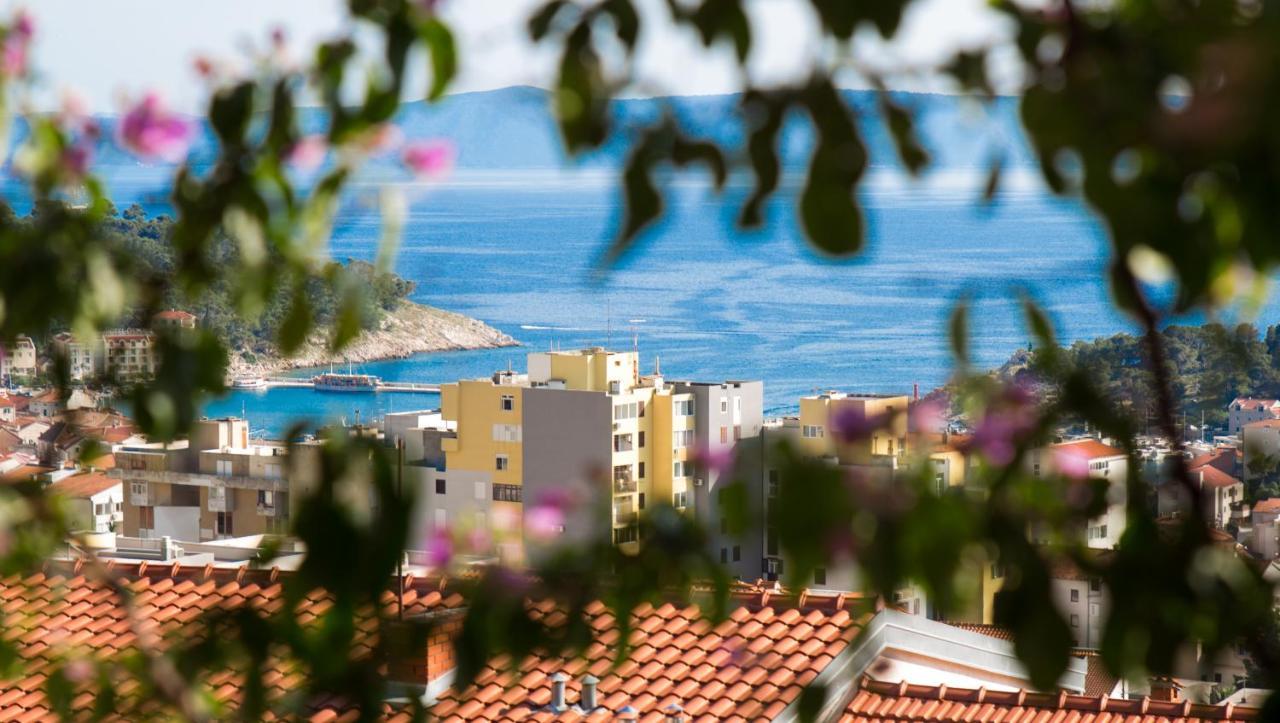 Apartment Iva With Sea View Makarska Buitenkant foto