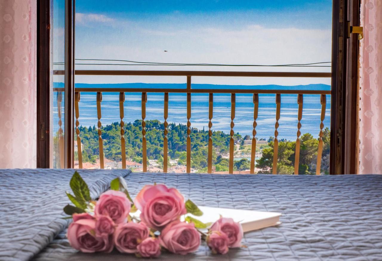 Apartment Iva With Sea View Makarska Buitenkant foto